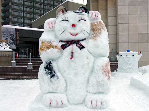 2012年1月28日文学館まねきねこ雪像