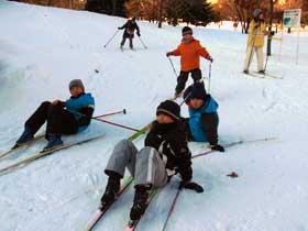 2012年1月4日歩くスキー子供たち